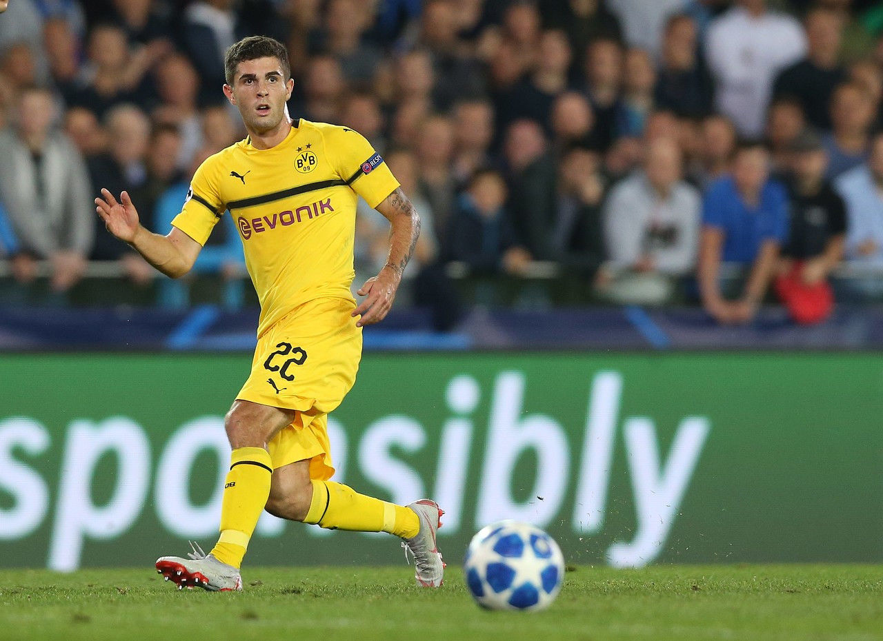 随即外弹到 随即外弹到