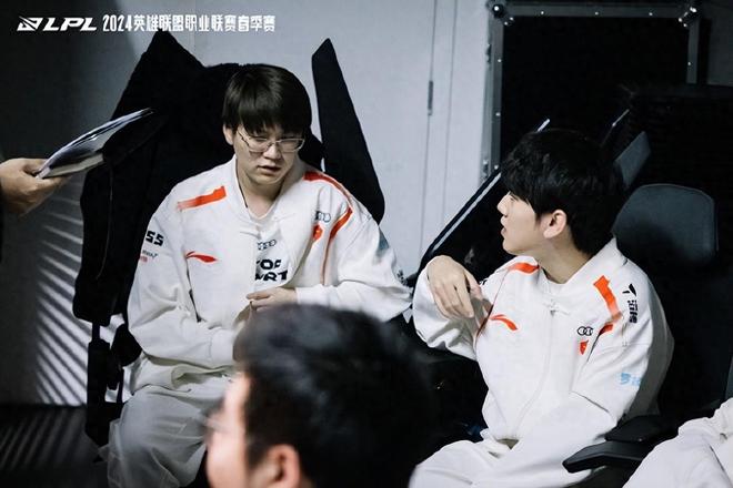 斯玛特仔细